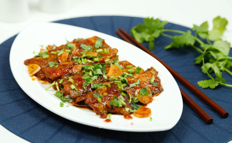 红烧带鱼的做法_红烧带鱼怎么做_美食天下的菜谱_美食天下