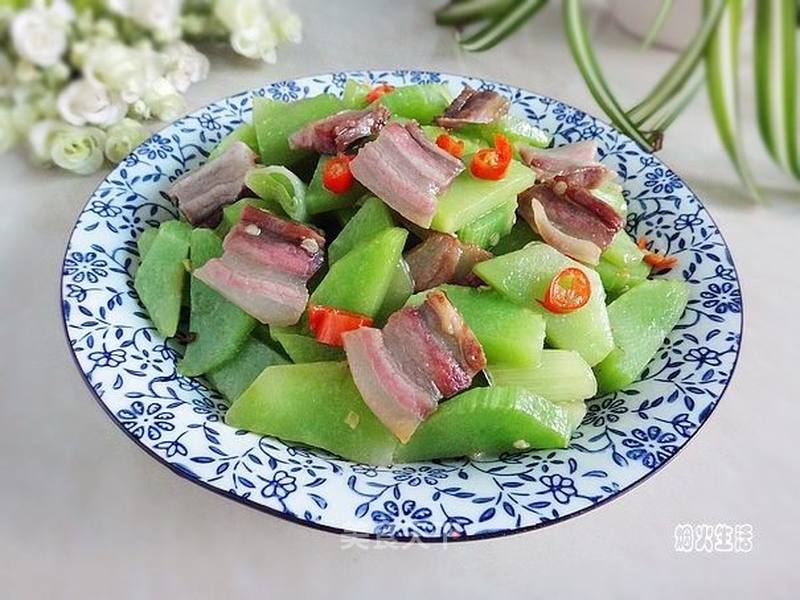 腊肉炒莴笋的做法_腊肉炒莴笋怎么做_清欢的烟火生活的菜谱_美食天下