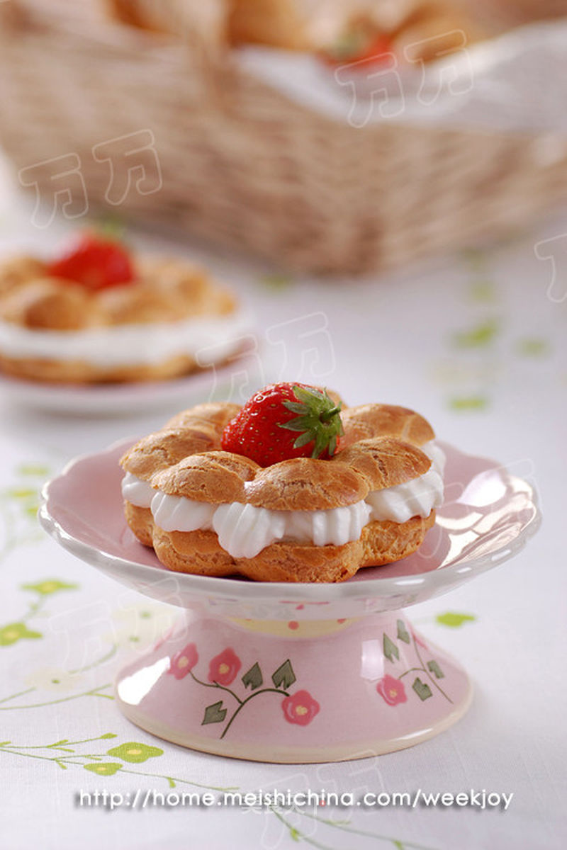 花环泡芙的做法_花环泡芙怎么做_菜谱_美食天下