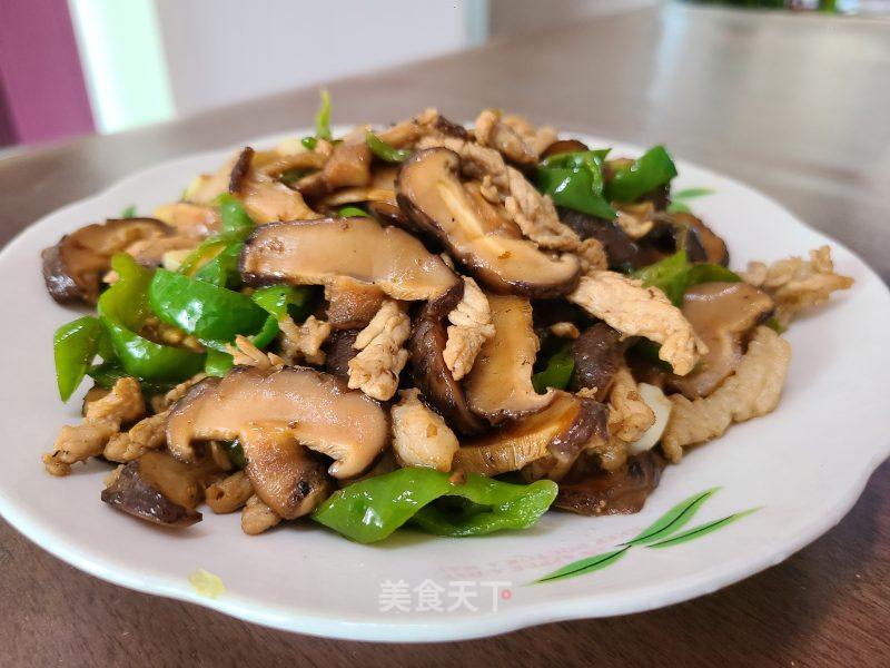 花菇青椒炒肉丝的做法_花菇青椒炒肉丝怎么做_兰杏梅的菜谱_美食天下