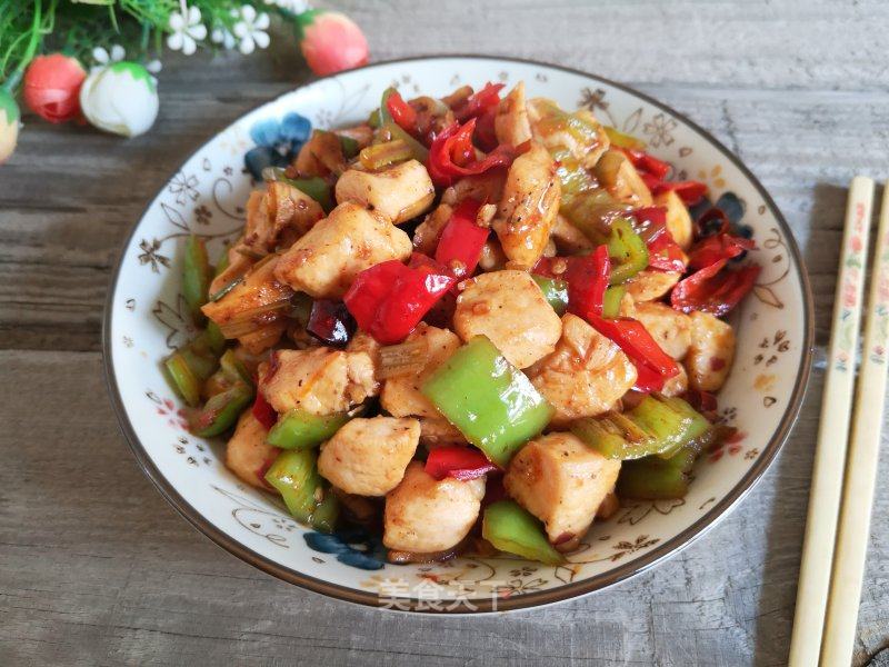 辣子鸡的做法_辣子鸡怎么做_冬季心情的菜谱_美食天下