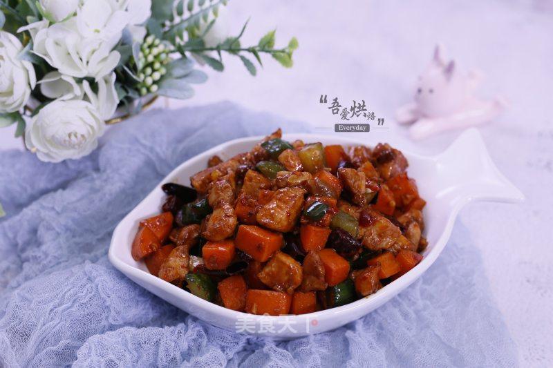 宫保鸡丁的做法_宫保鸡丁怎么做_吾爱烘焙的菜谱_美食天下