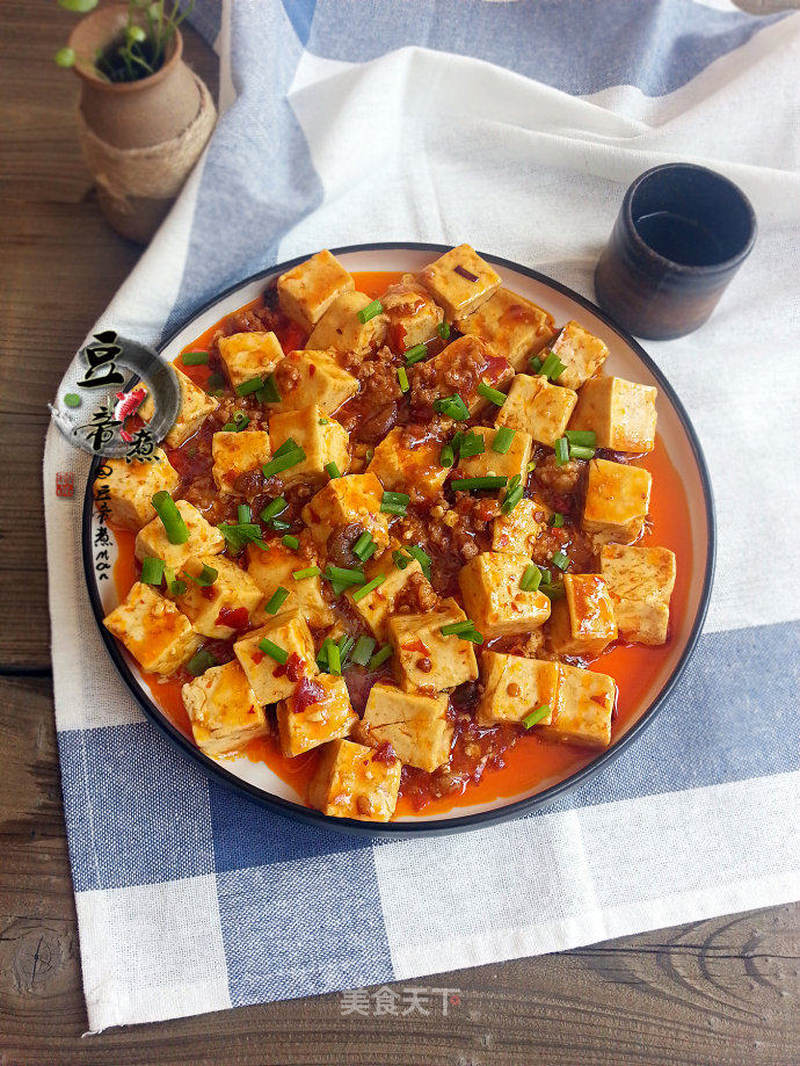 经典麻婆豆腐的做法_【四川】经典麻婆豆腐_经典麻婆豆腐怎么做_豆帝煮Man的菜谱_美食天下