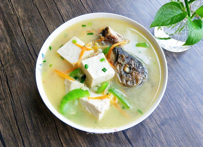 丝瓜豆腐鱼头汤 的做法_丝瓜豆腐鱼头汤 怎么做_宸·羽的菜谱_美食天下