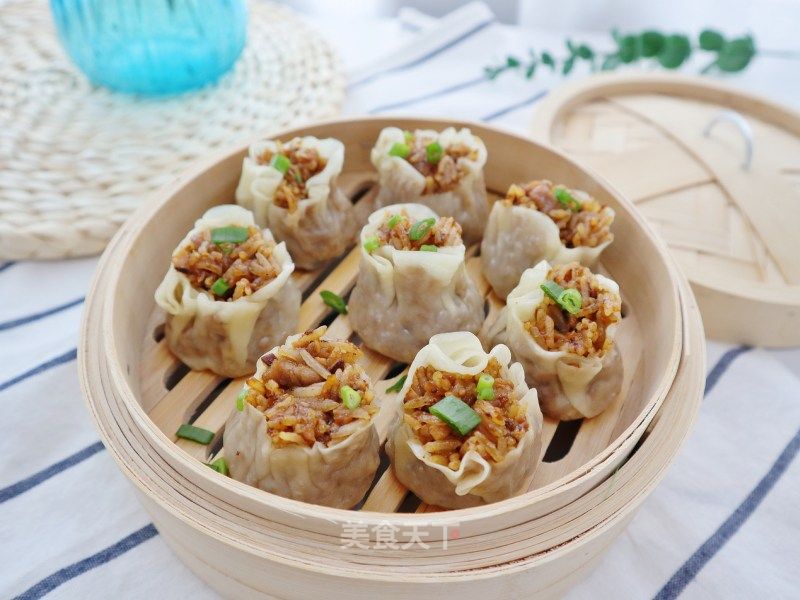 香菇牛肉糯米烧卖的做法_香菇牛肉糯米烧卖❗️软糯咸香,料足味美_香菇牛肉糯米烧卖怎么做_阳春白雪!的菜谱_美食天下