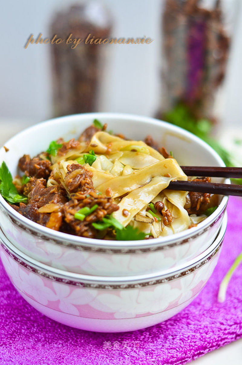 红烧牛肉面的做法_红烧牛肉面怎么做_辽南蟹的菜谱_美食天下