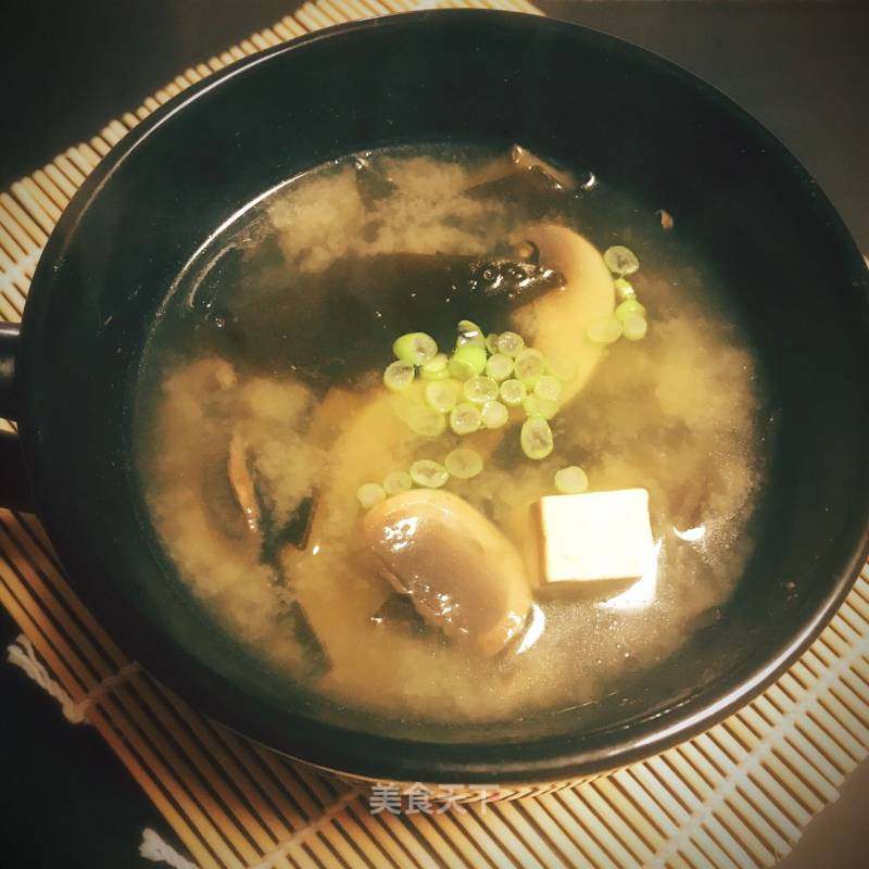 日式味增汤的做法_日式味增汤怎么做_枫雪醉听泉的菜谱_美食天下