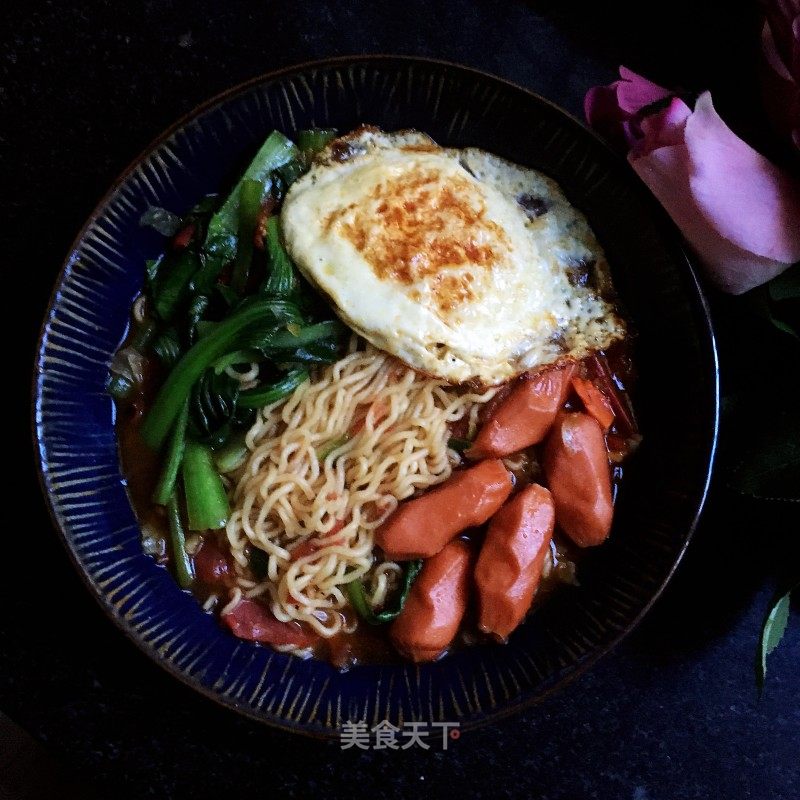 番茄煎蛋方便面的做法_番茄煎蛋方便面怎么做_米拉Miira的菜谱_美食天下