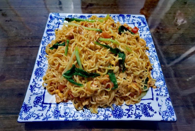 炒方便面的做法_炒方便面怎么做_优子家的味道的菜谱_美食天下