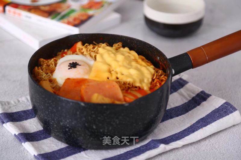 泡面小火锅的做法_泡面小火锅怎么做_JU家小厨房的菜谱_美食天下