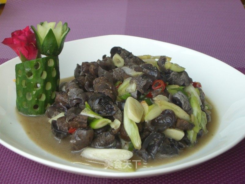 葱烧海参的做法_葱烧海参怎么做_万山红的菜谱_美食天下