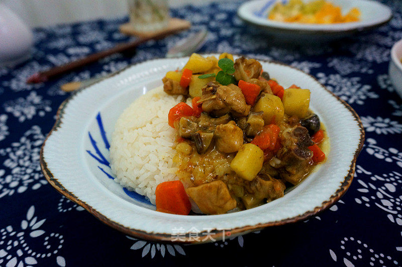 咖喱饭的做法_咖喱饭—-每个人都会爱上的_咖喱饭怎么做_美姐姐的小资生活的菜谱_美食天下