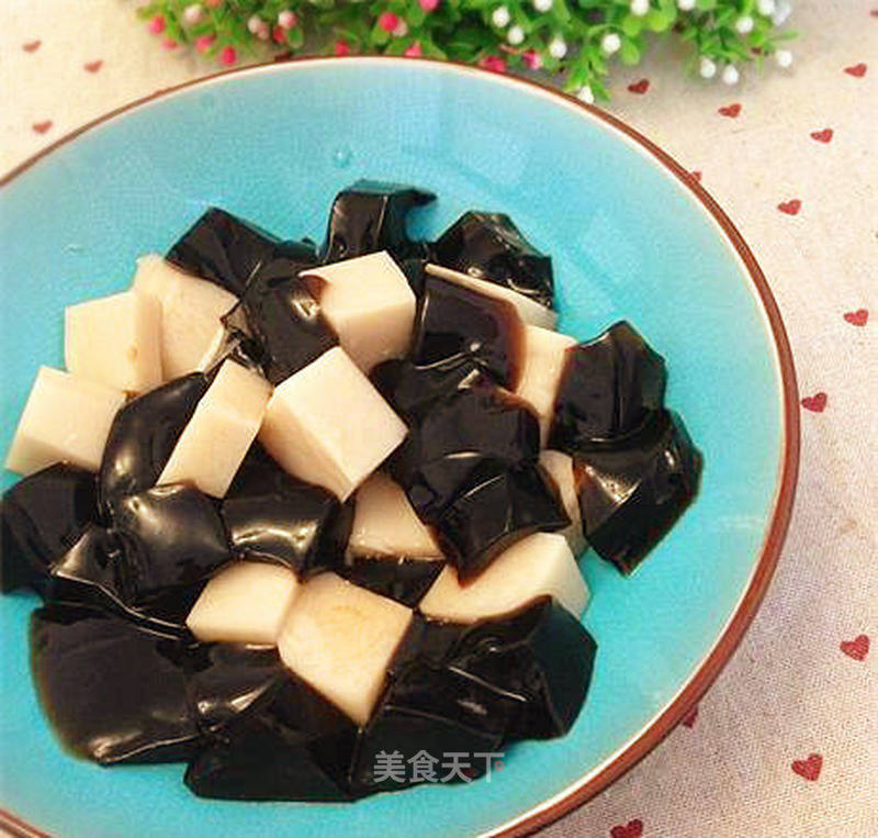仙草杏仁黑白豆腐的做法_仙草杏仁黑白豆腐怎么做_yxeg5的菜谱_美食天下