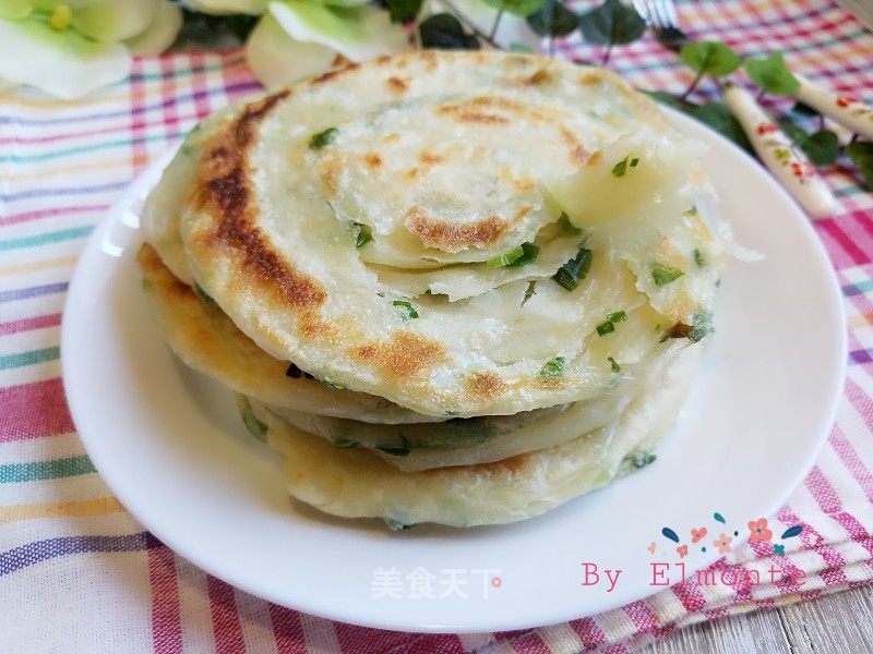 葱油饼的做法_葱油饼怎么做_elmonte的菜谱_美食天下