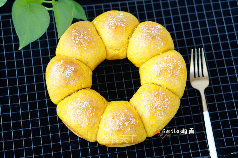 南瓜全麦面包的做法_南瓜全麦面包怎么做_微笑雨(菱桐)的菜谱_美食天下