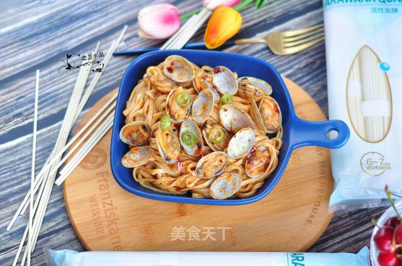 蛤蜊炒面的做法_蛤蜊炒面怎么做_柔蓝水晶的菜谱_美食天下