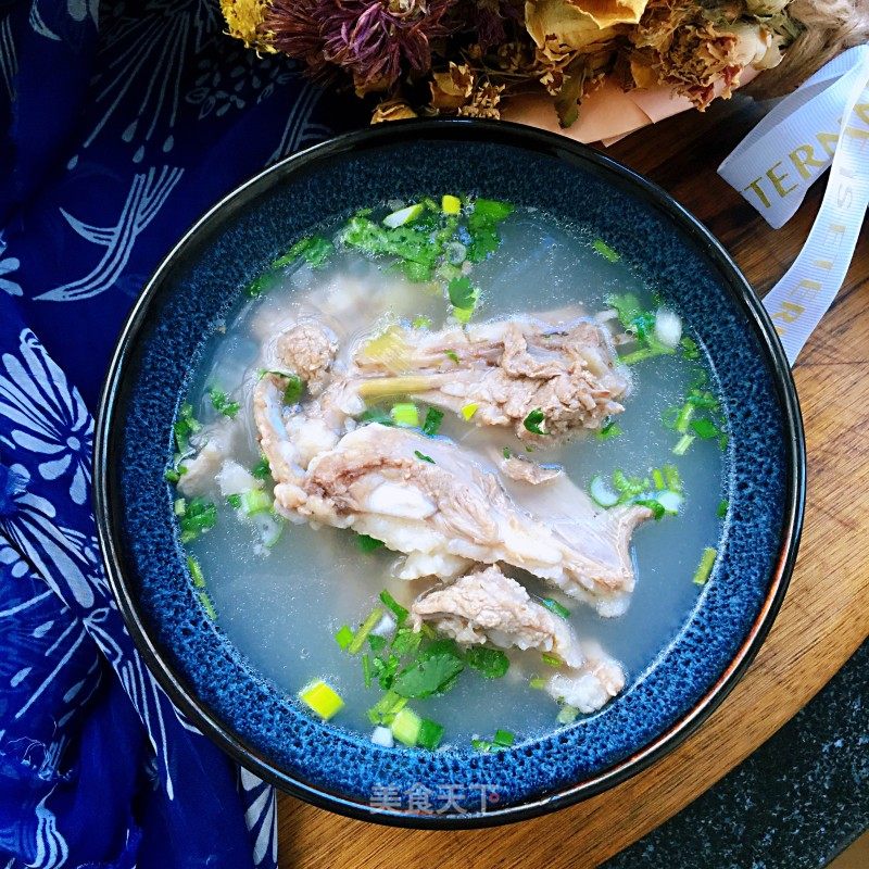 炖羊肉汤的做法_炖羊肉汤怎么做_米拉Miira的菜谱_美食天下