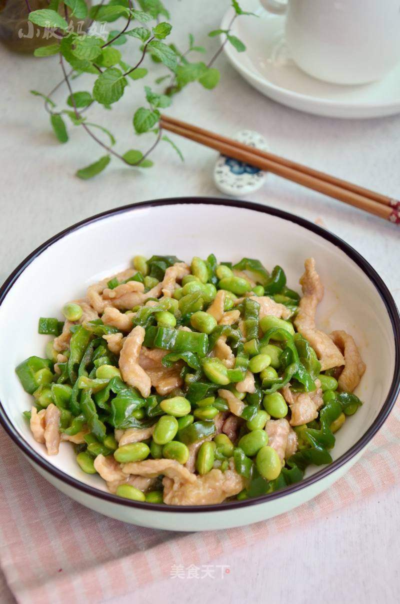 毛豆青椒炒肉丝的做法_毛豆青椒炒肉丝怎么做_小耿妈妈的菜谱_美食天下