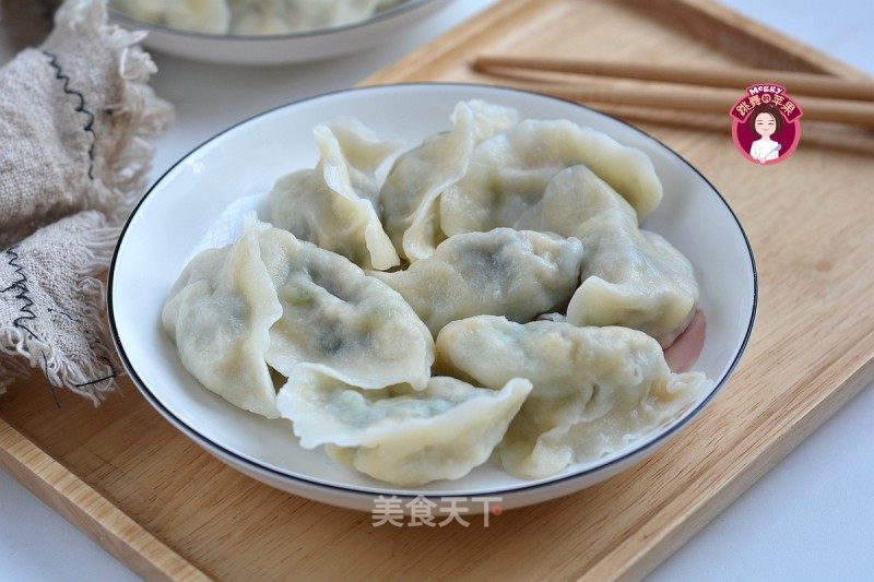鸡蛋香菇油菜饺子的做法_鸡蛋香菇油菜饺子怎么做_Meggy跳舞的苹果的菜谱_美食天下