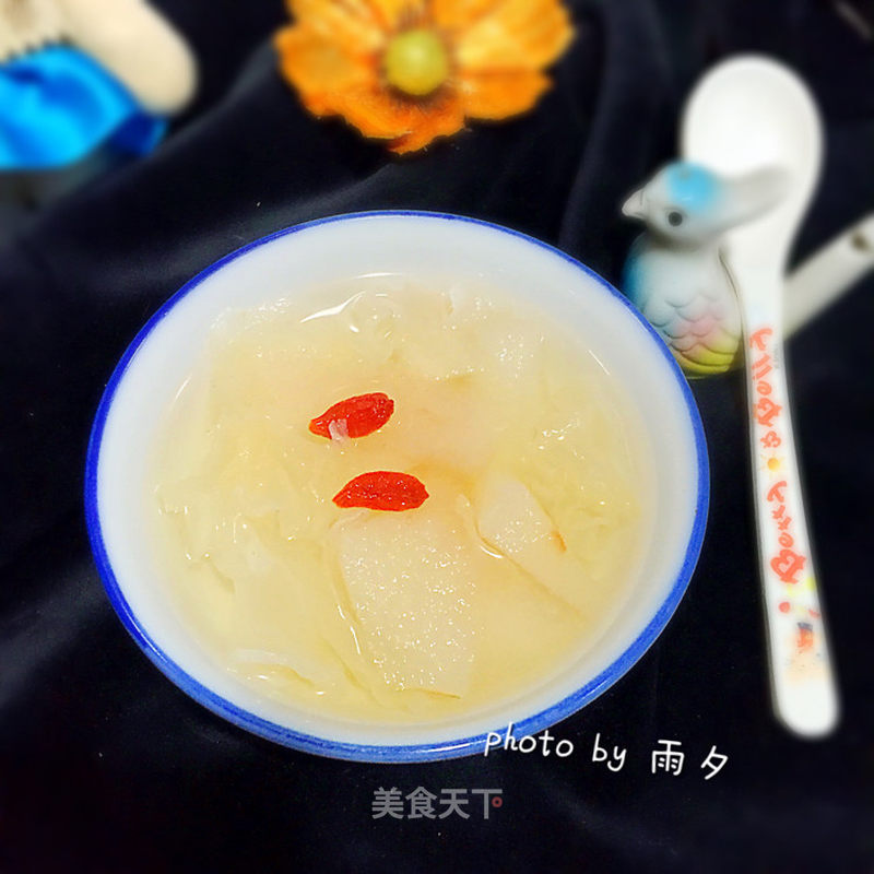 冰糖银耳炖雪梨的做法_冰糖银耳炖雪梨怎么做_祺妈666的菜谱_美食天下