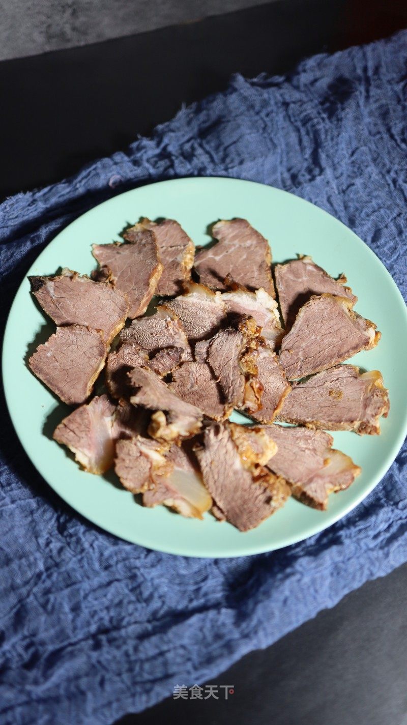 卤牛肉的做法_卤牛肉怎么做_どら的菜谱_美食天下
