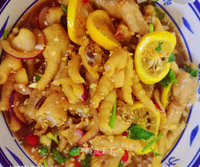 柠檬鸡爪的做法_柠檬🍋鸡爪_柠檬鸡爪怎么做_双鱼座的美食的菜谱_美食天下