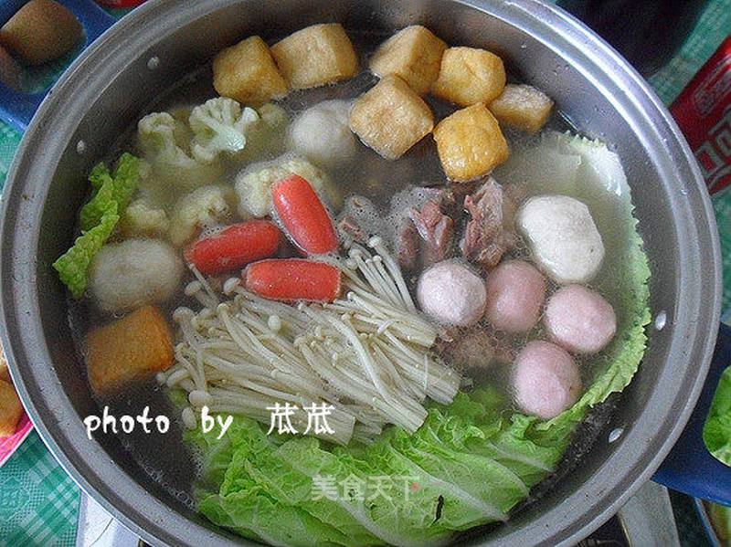 排骨鲜汤什锦火锅的做法_【可口可乐—健康家庭火锅】排骨鲜汤什锦火锅_排骨鲜汤什锦火锅怎么做_菜谱_美食天下