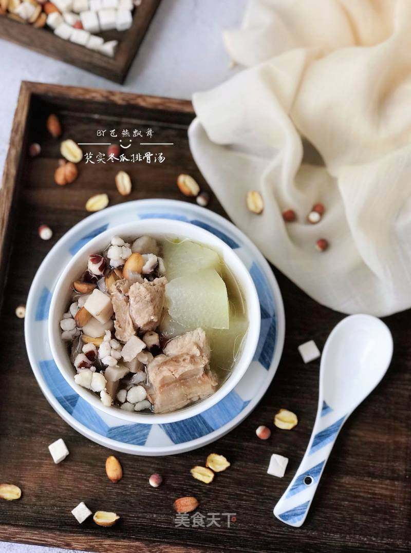 芡实冬瓜排骨汤的做法_芡实冬瓜排骨汤怎么做_飞燕飘舞的菜谱_美食天下