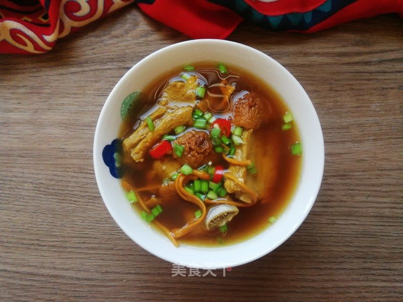 虫草花松茸排骨汤的做法_虫草花松茸排骨汤怎么做_一溪月的菜谱_美食天下
