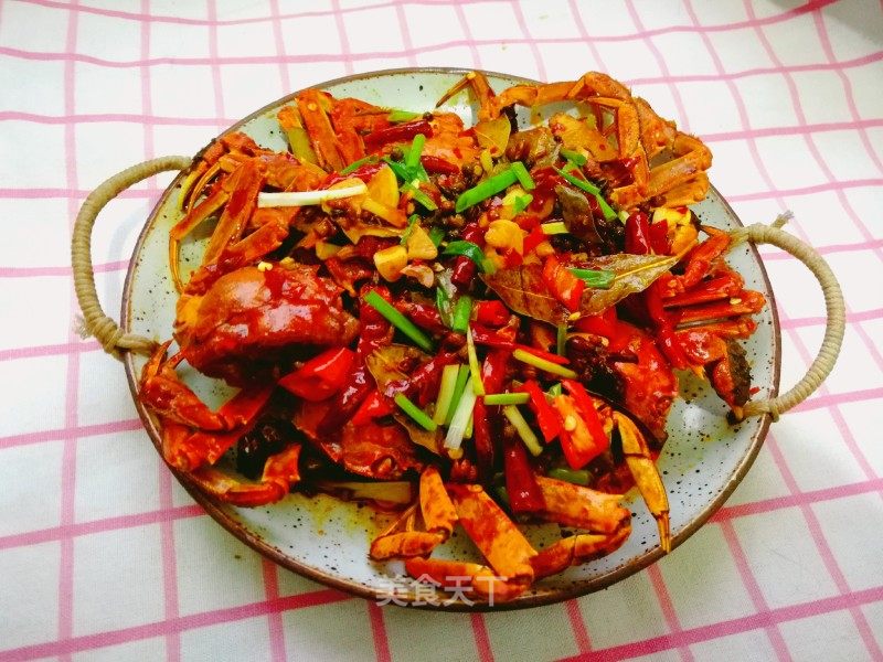吮指香辣蟹的做法_吮指香辣蟹怎么做_一溪月的菜谱_美食天下