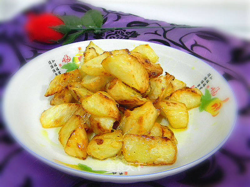 拔丝山药的做法_拔丝山药怎么做_土豆丝卷饼的菜谱_美食天下