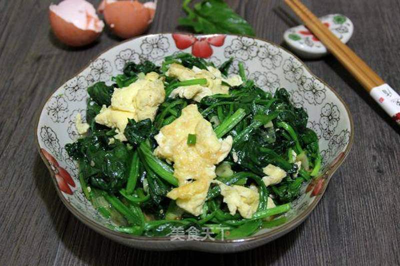 菠菜炒鸡蛋的做法_菠菜炒鸡蛋怎么做_yiniwener的菜谱_美食天下