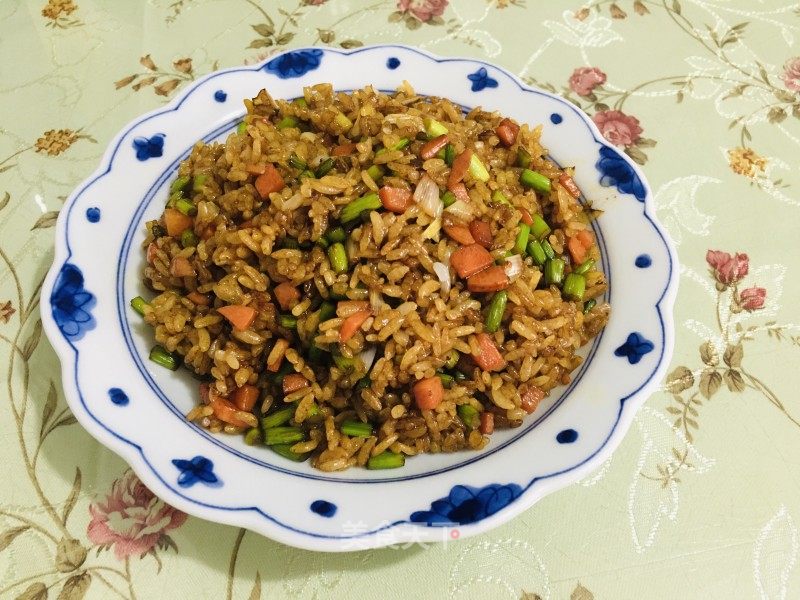酱油炒饭的做法_酱油炒饭怎么做_小洞天的菜谱_美食天下