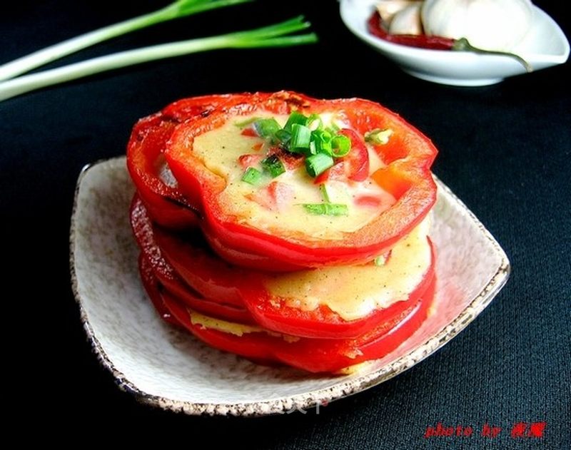 彩椒圈鸡蛋饼的做法_彩椒圈鸡蛋饼怎么做_夜魇的菜谱_美食天下