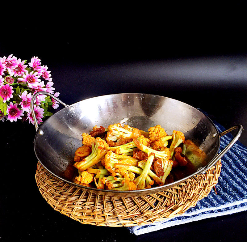 干锅花菜的做法_干锅花菜怎么做_麦子老妈的菜谱_美食天下