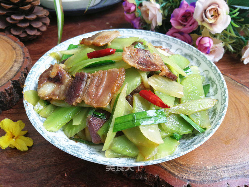 莴笋炒回锅肉的做法_莴笋炒回锅肉怎么做_清水淡竹的菜谱_美食天下