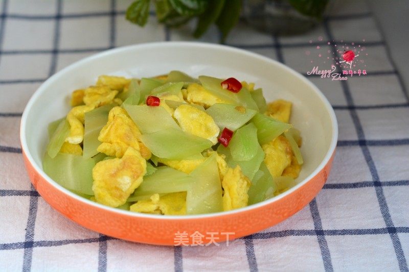 鸡蛋炒莴笋的做法_【北京】鸡蛋炒莴笋_鸡蛋炒莴笋怎么做_Meggy跳舞的苹果的菜谱_美食天下