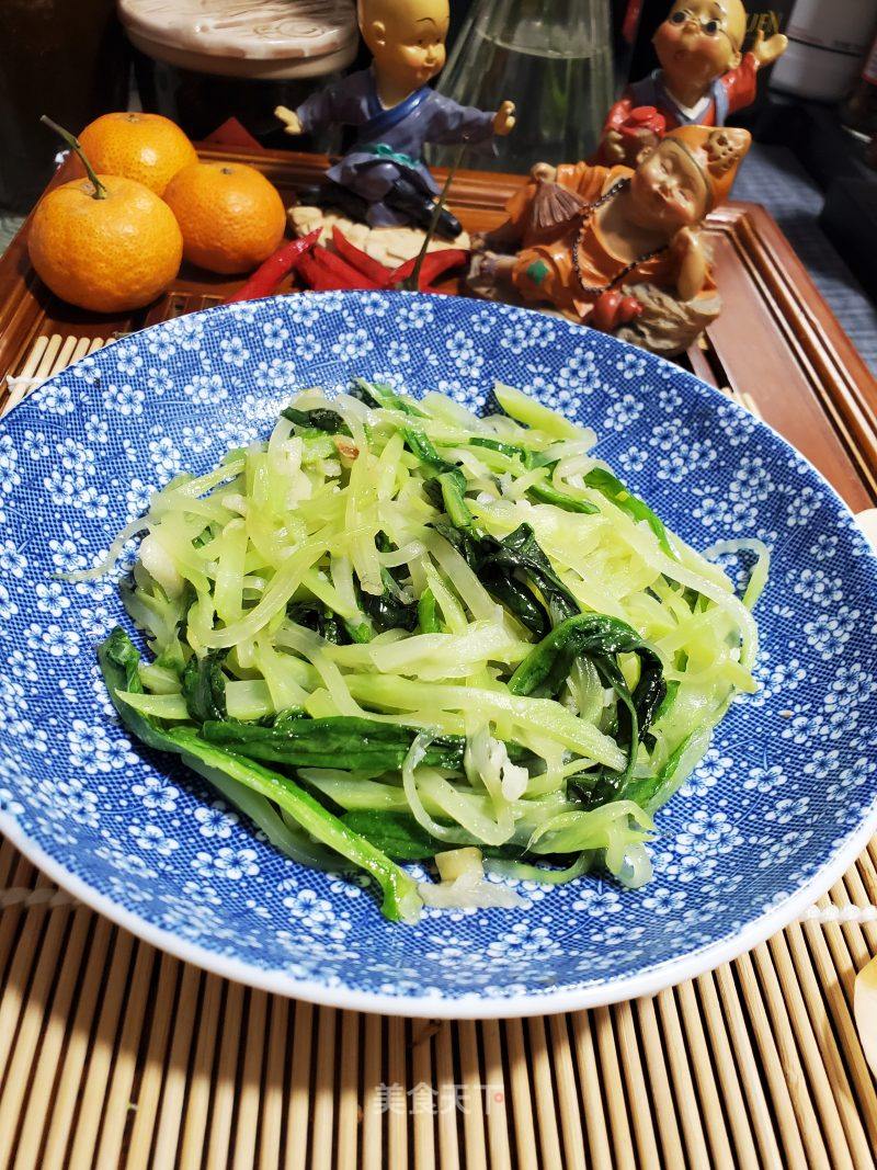 炒莴笋丝的做法_炒莴笋丝怎么做_琪_feXjZ8E2的菜谱_美食天下