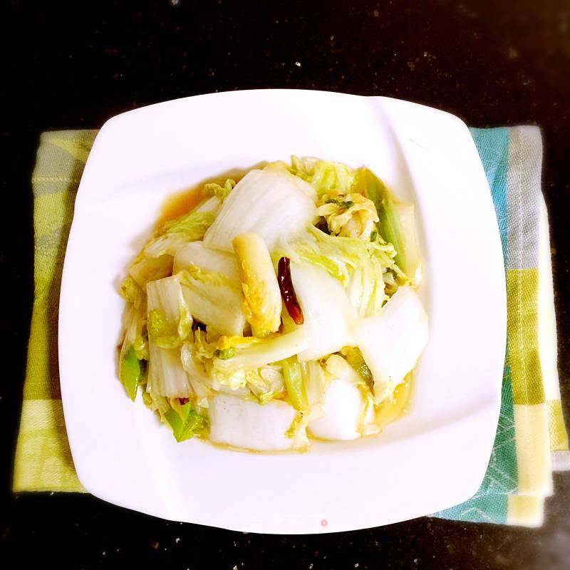 醋溜白菜的做法_醋溜白菜怎么做_尖角小荷的菜谱_美食天下