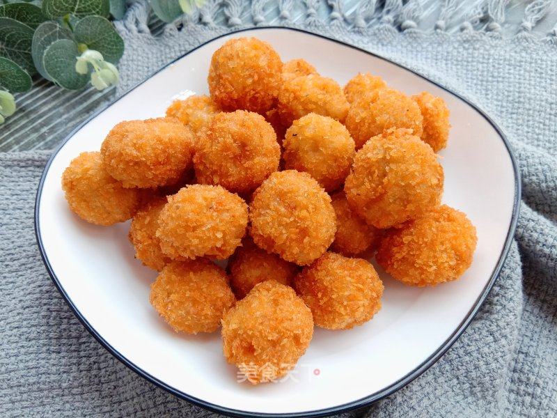 脆皮鸡胸肉丸的做法_脆皮鸡胸肉丸怎么做_笑笑昵的菜谱_美食天下