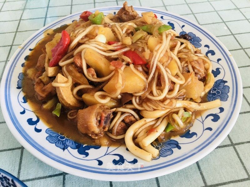 家庭版大盘鸡的做法_家庭版大盘鸡怎么做_小洞天的菜谱_美食天下