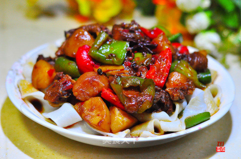 皮带面大盘鸡的做法_皮带面大盘鸡怎么做_欢心的菜谱_美食天下