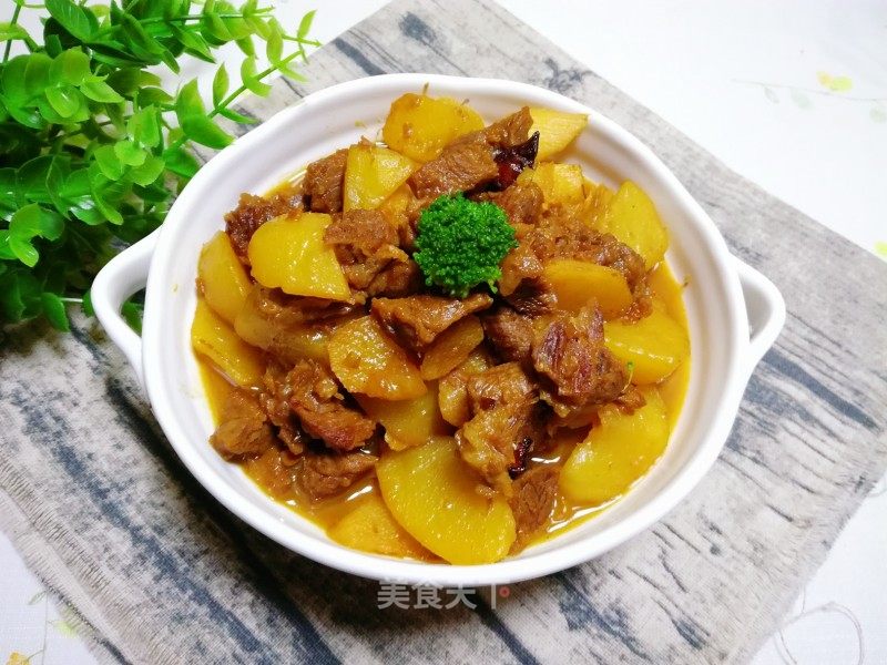 牛肉炖土豆山药的做法_牛肉炖土豆山药怎么做_烟雨心灵的菜谱_美食天下