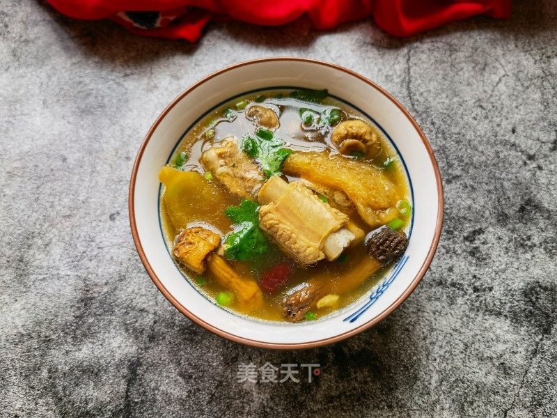 菌菇排骨汤的做法_菌菇排骨汤怎么做_一溪月的菜谱_美食天下