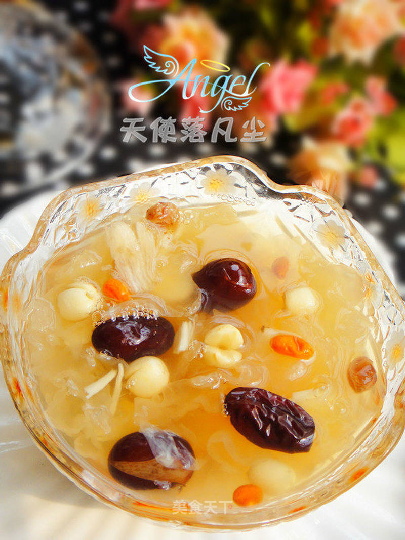 红枣银耳莲子汤的做法_红枣银耳莲子汤怎么做_菜谱_美食天下