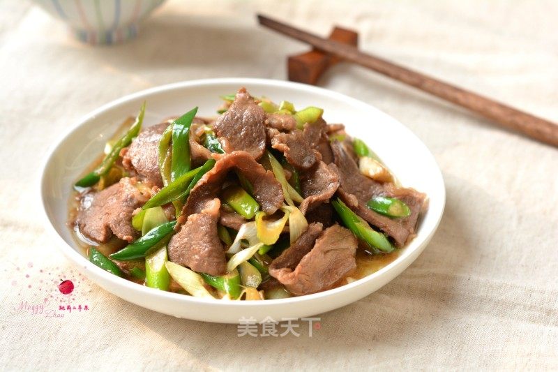 葱爆羊肉的做法_【北京】葱爆羊肉_葱爆羊肉怎么做_Meggy跳舞的苹果的菜谱_美食天下
