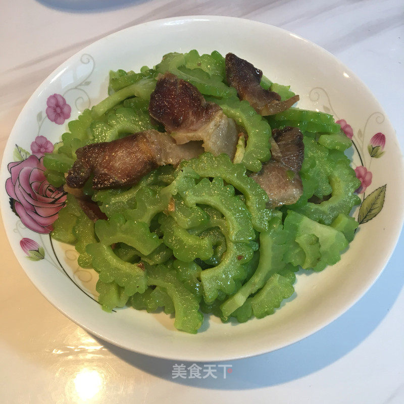苦瓜炒肉片的做法_苦瓜炒肉片怎么做_RLing的菜谱_美食天下
