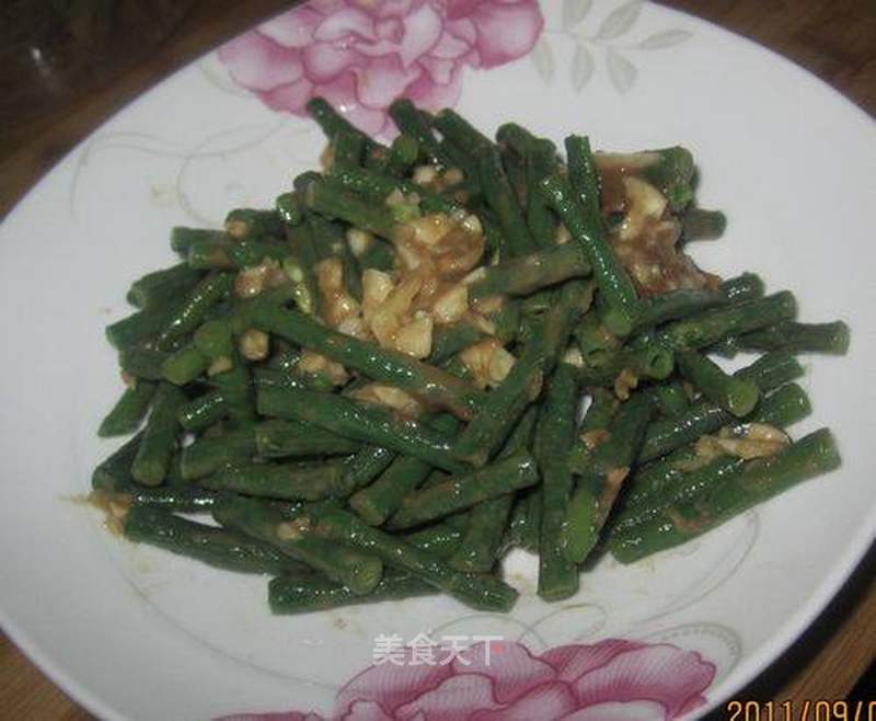 麻酱豆角的做法_抓住夏天尾巴的麻酱豆角_麻酱豆角怎么做_菜谱_美食天下