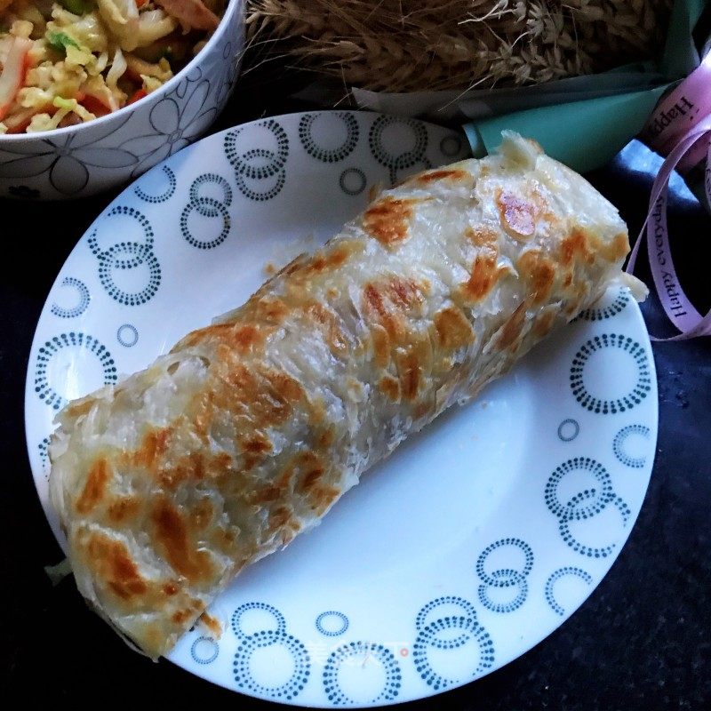 蟹柳炒蛋卷手抓饼的做法_蟹柳炒蛋卷手抓饼怎么做_米拉Miira的菜谱_美食天下