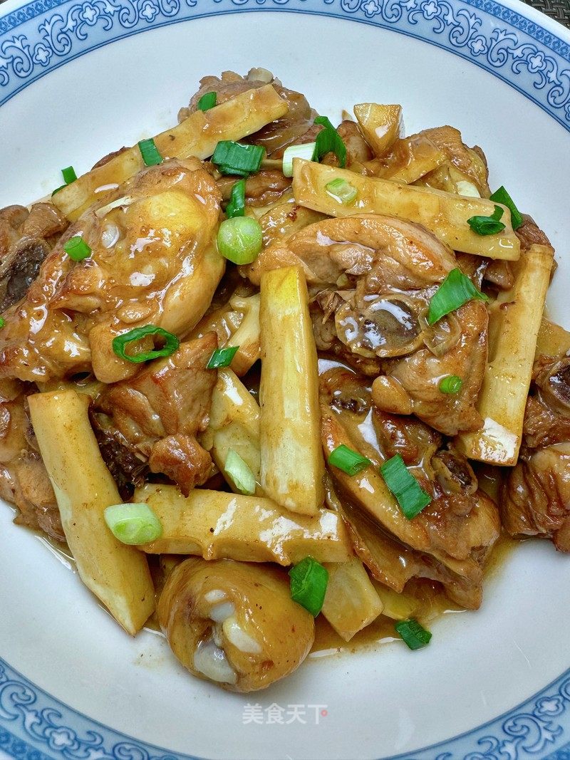 春笋焖鸡的做法_春笋焖鸡怎么做__蒍鉨变乖々的菜谱_美食天下